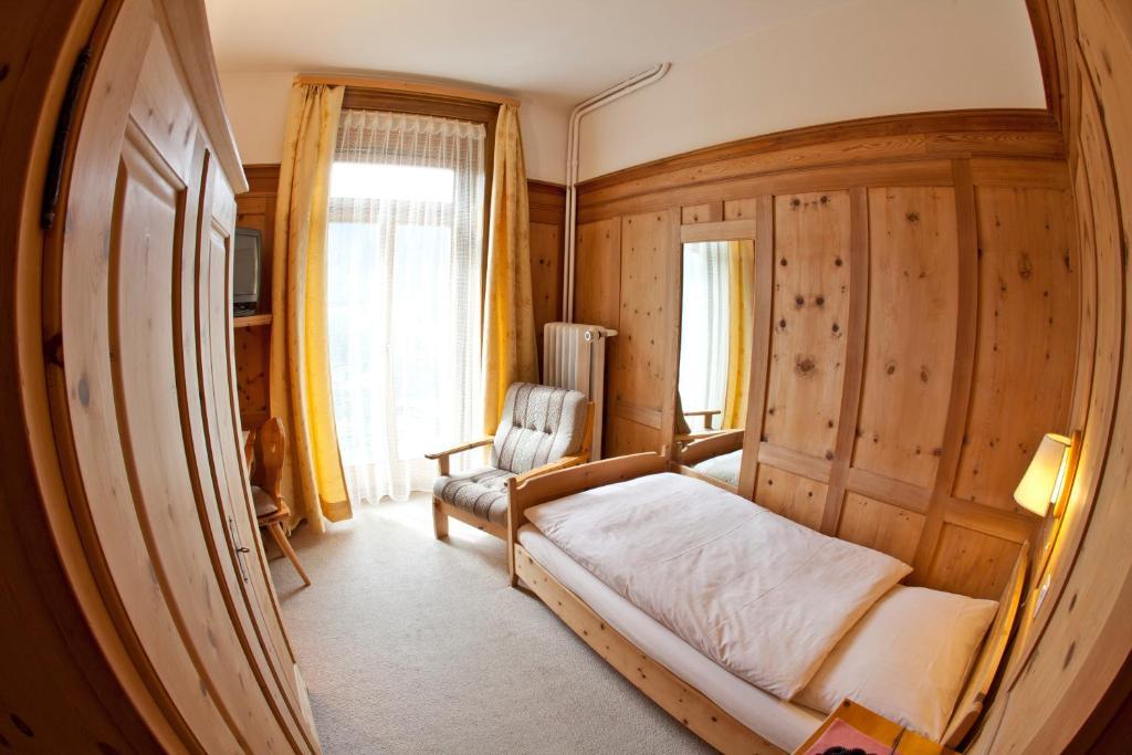 Hotel Post Pontresina Habitación foto