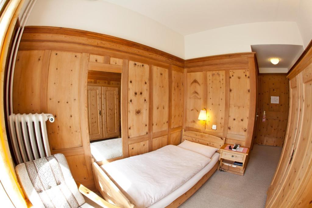 Hotel Post Pontresina Habitación foto