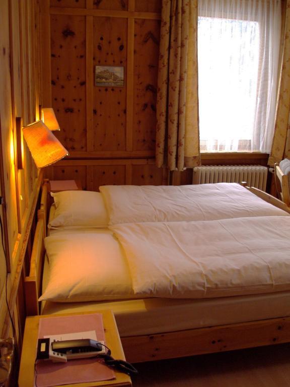 Hotel Post Pontresina Habitación foto